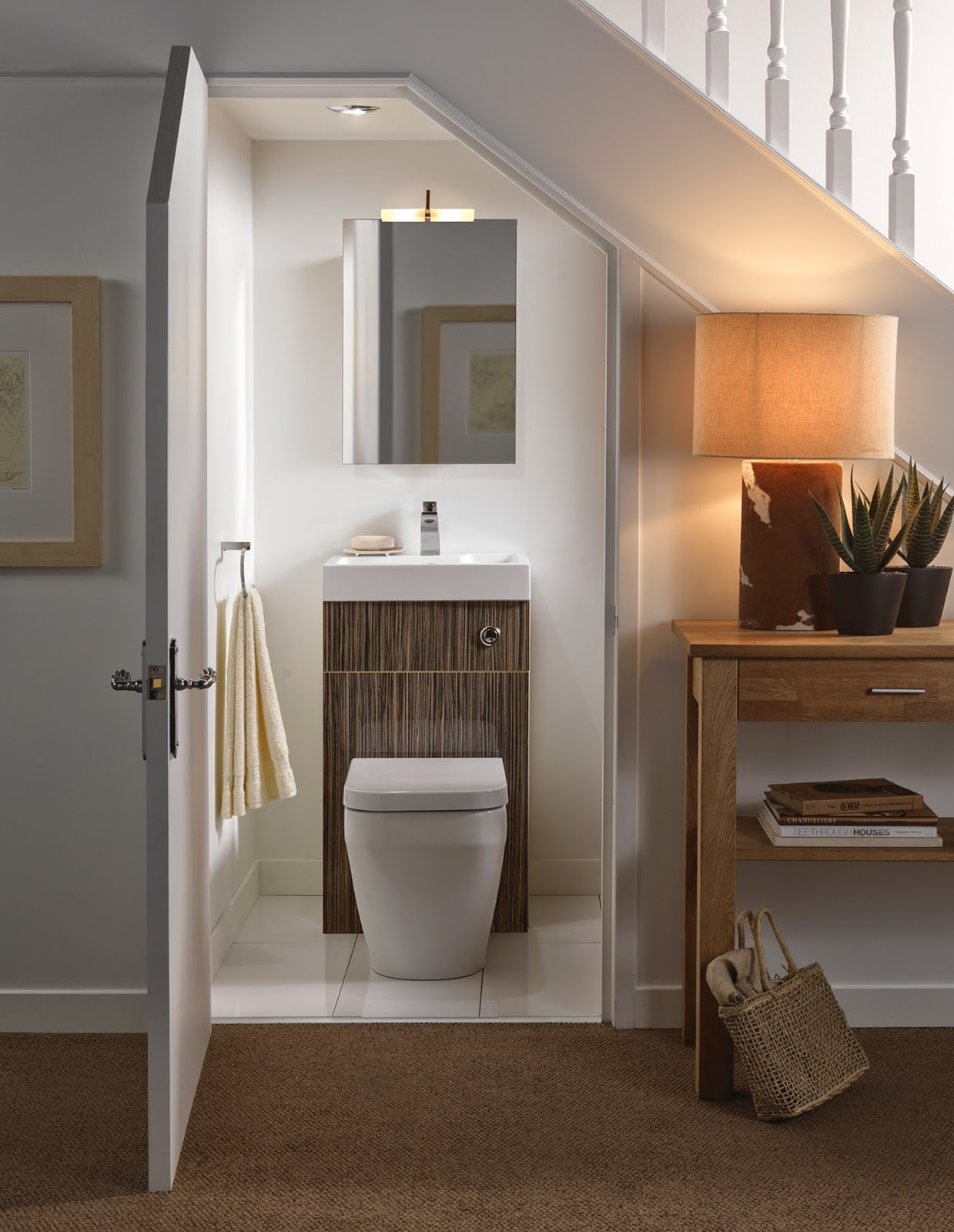 Bạn đang tìm kiếm một mẫu nhà vệ sinh dưới cầu thang đáp ứng được yêu cầu về thẩm mỹ và tiện nghi? Chúng tôi có nhiều mẫu thiết kế đa dạng, từ hiện đại đến cổ điển, từ tiết kiệm không gian đến trang thiết bị đầy đủ. Hãy để chúng tôi giúp bạn tạo ra một không gian hoàn hảo cho nhà vệ sinh của bạn.